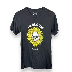 Last Call In Bloom Graphic T-shirt